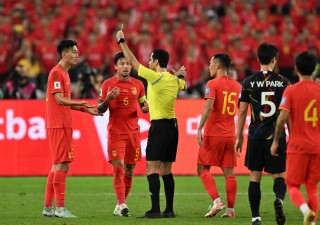 中国对战韩国足球(中国对战韩国足球时间)