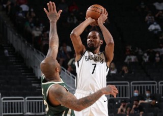 nba篮网vs雄鹿(nba篮网vs雄鹿回放g1)