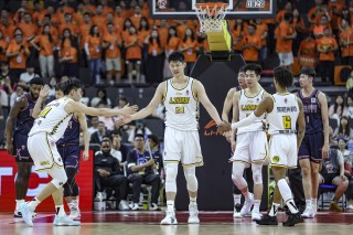 今天cba直播广东比赛(今天晚上cba广东队直播比赛)