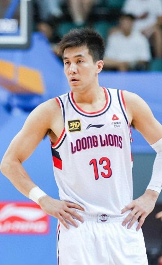 关于郭艾伦22分钟32分的信息