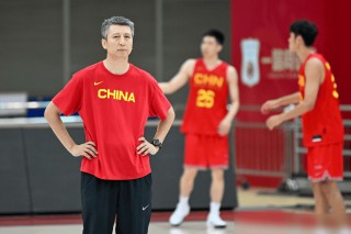 中国男篮新任队长(中国男篮新任队长确定)
