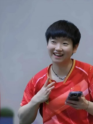 女乒乓球运动员排名最新(女乒乓球运动员排名最新名单)