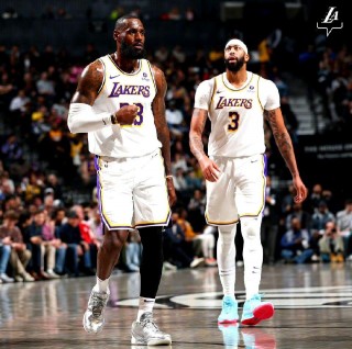 nba湖人比赛回放(nba湖人vs勇士回放)