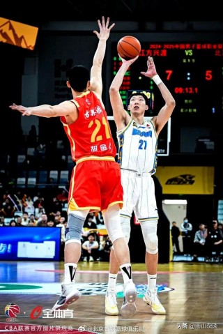 cctv5十今晚现场直播cba(cctv5今晚有现场直播cba篮球赛吗)
