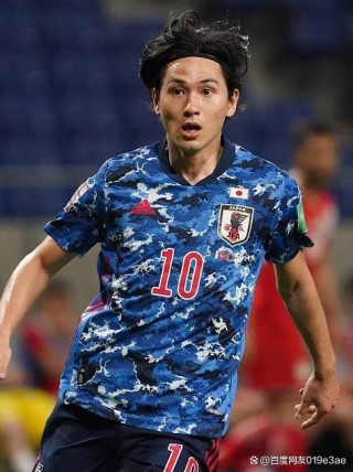南野拓实身价(南野拓实效力于哪个俱乐部)