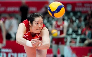 中国女排队长朱婷(中国女排队长朱婷的家人情况)