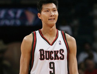 易建联nba(易建联nba赚了多少钱)