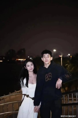 女篮李梦的老公(女篮李梦的老公是谁张隆多高)