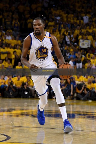 篮球直播nba(悠悠篮球直播NBA)