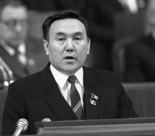 纳扎尔巴耶夫(纳扎尔巴耶夫苏联继承人)