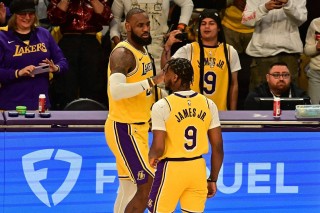 湖人直播nba(湖人直播雨燕直播)