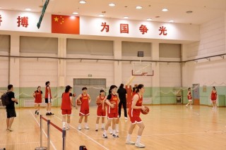 亚洲杯中国队vs韩国直播(亚洲杯中国队vs韩国直播哪个台)，亚洲杯中国队vs韩国直播哪个平台可观看，亚洲杯中国队vs韩国直播观赛平台选择