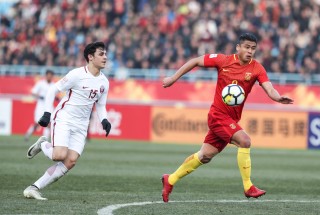 中国vs日本足球(中国VS日本足球比赛直播)