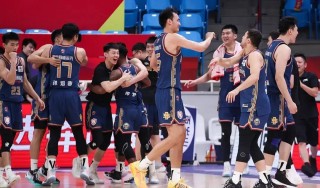 cba首个17连败(cba17赛季总冠军)，CBA首个三连败后逆袭夺总冠军奇迹诞生，CBA奇迹诞生，首个三连败后逆袭夺总冠军
