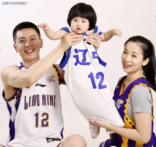 杨鸣老婆(杨鸣老婆唐佳良是盼盼集团的吗)