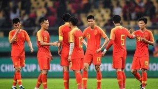 政府为什么不解散国足(国足为什么不解散浪费钱)