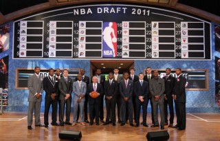 nba2015年选秀(nba2015年选秀顺位)，NBA 2015年选秀顺位揭晓，NBA 2015年选秀顺位揭晓，新星闪耀，未来可期