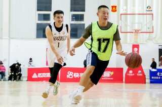 今天直播篮球赛(今天晚上直播篮球)