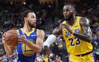 nba比赛直播球迷网(nba直播现场视频直播球迷网)