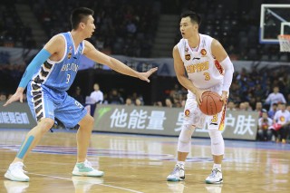 央视5今天有篮球直播吗(今天晚上中央五套的篮球联赛)