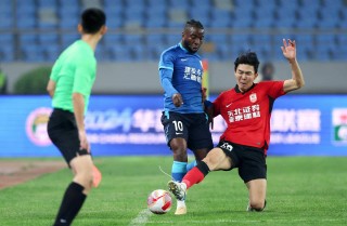 长春亚泰今天比赛直播(长春亚泰今天比赛直播来球网)