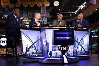 nba直播回放(jrs直播低调看直播nba直播回放)