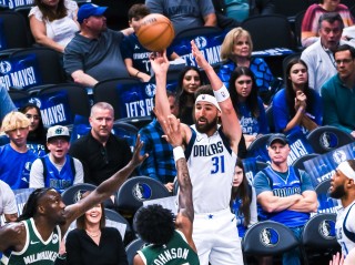 nba季前赛一共多少场(nba季前赛一共多少场比赛)