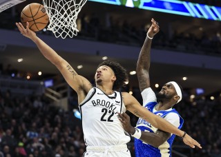 nba篮网vs雄鹿(nba 篮网vs雄鹿)