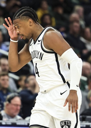 nba篮网vs雄鹿(nba篮网vs雄鹿回放g1)