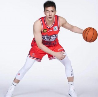 中央五体育频道直播篮球(中央五体育频道现场直播篮球)