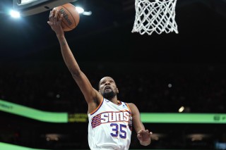 免费观看nba录像回放(免费观看NBA录像回放1月1日)
