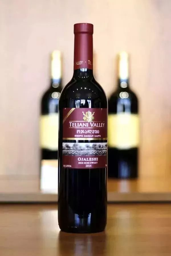 买什么红酒好(买什么红酒好喝又便宜)，买什么红酒好，性价比高的红酒推荐，性价比高的红酒推荐，好喝又便宜的选择  第2张