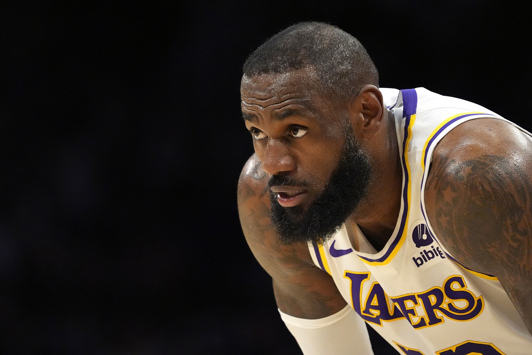 nba今天的比赛直播视频(nba今天的比赛直播视频在哪看)，NBA今日比赛直播观看指南，NBA今日比赛直播观看指南，教你如何观看NBA比赛直播视频  第1张