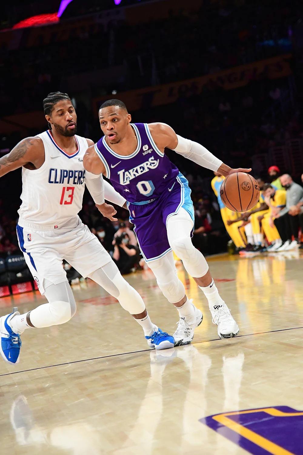 湖人vs快船视频直播(免费观看nba比赛回放的软件)  第1张