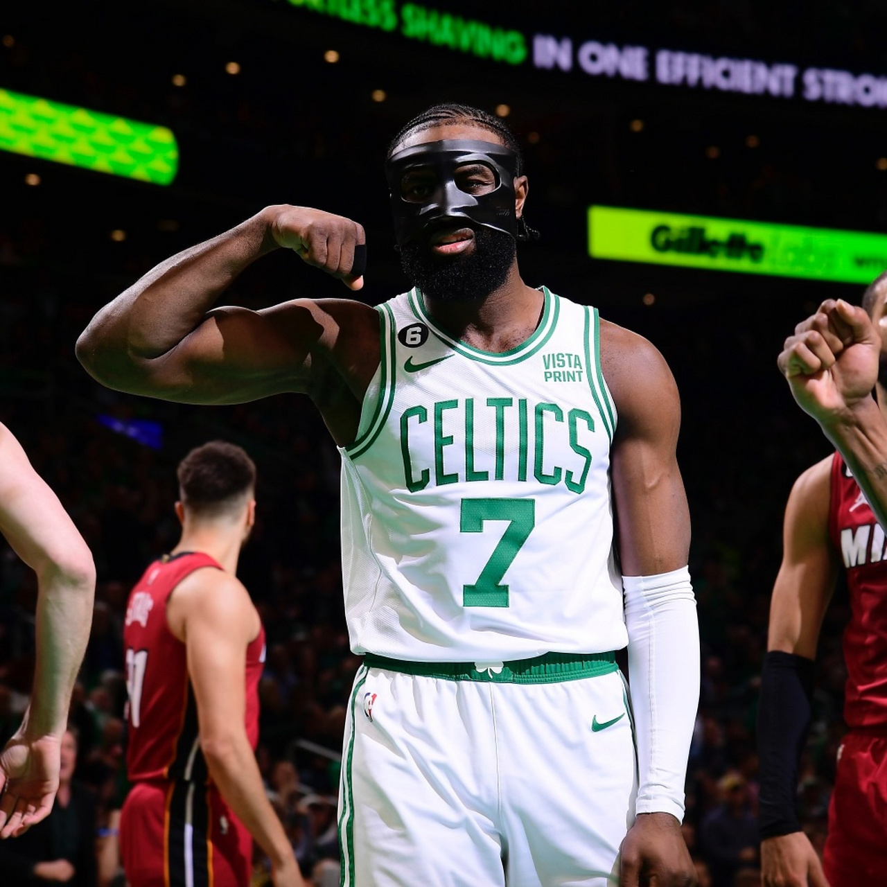 nba凯尔特人vs热火(凯尔特人对热火最新消息)  第2张