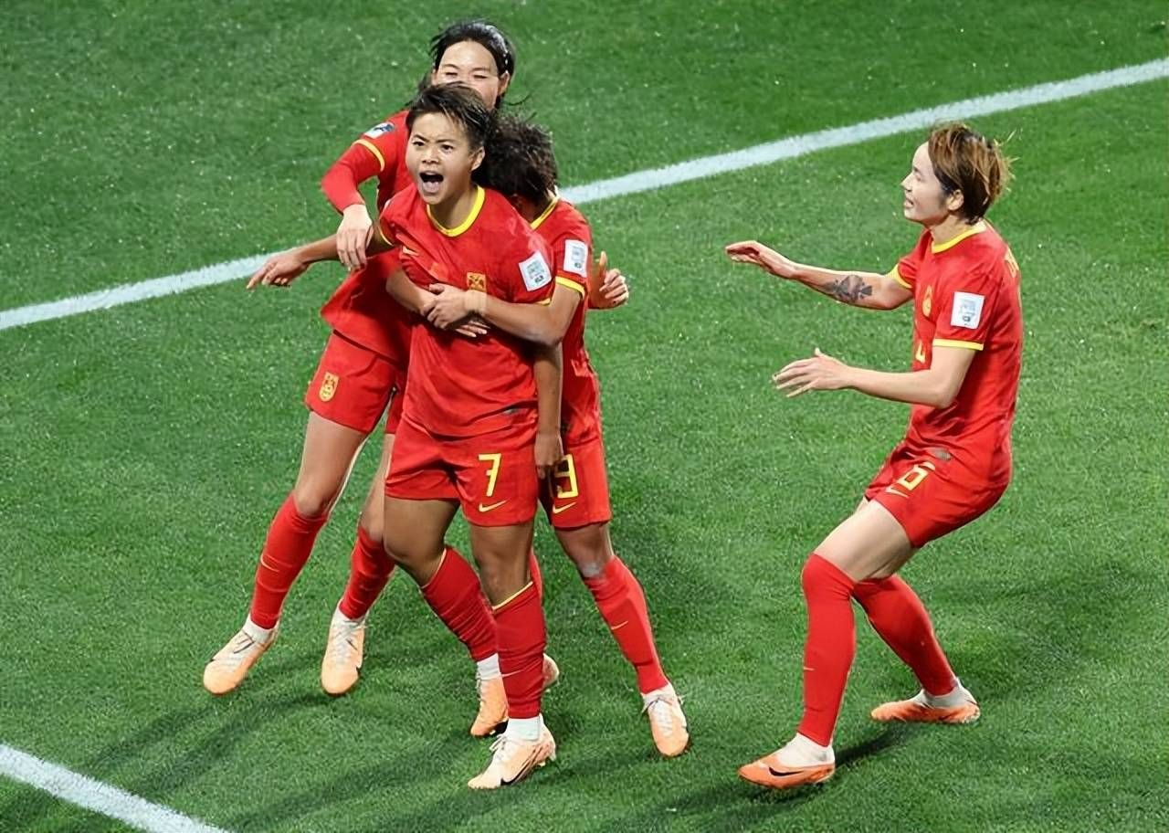 中国女足无缘巴黎奥运(中国女足无缘巴黎奥运会,还尬吹所谓的精神吗?)  第1张