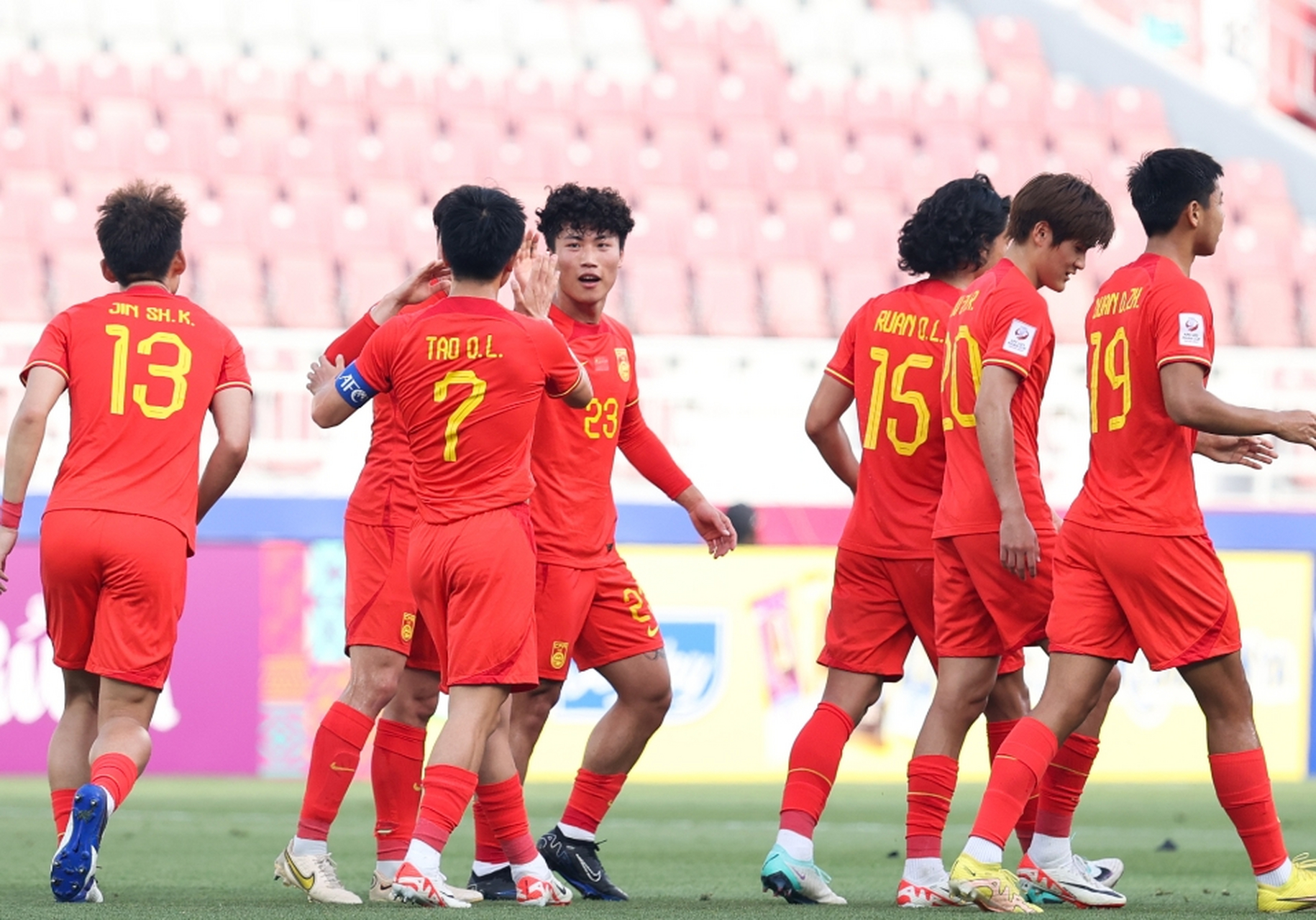 国足亚洲杯(国足亚洲杯中国队赛程2021)  第1张