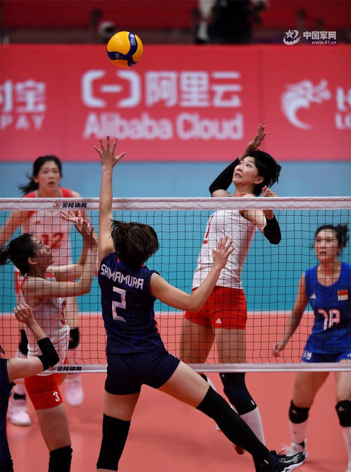 中国女排近期比赛(中国女排近期比赛战绩)  第2张