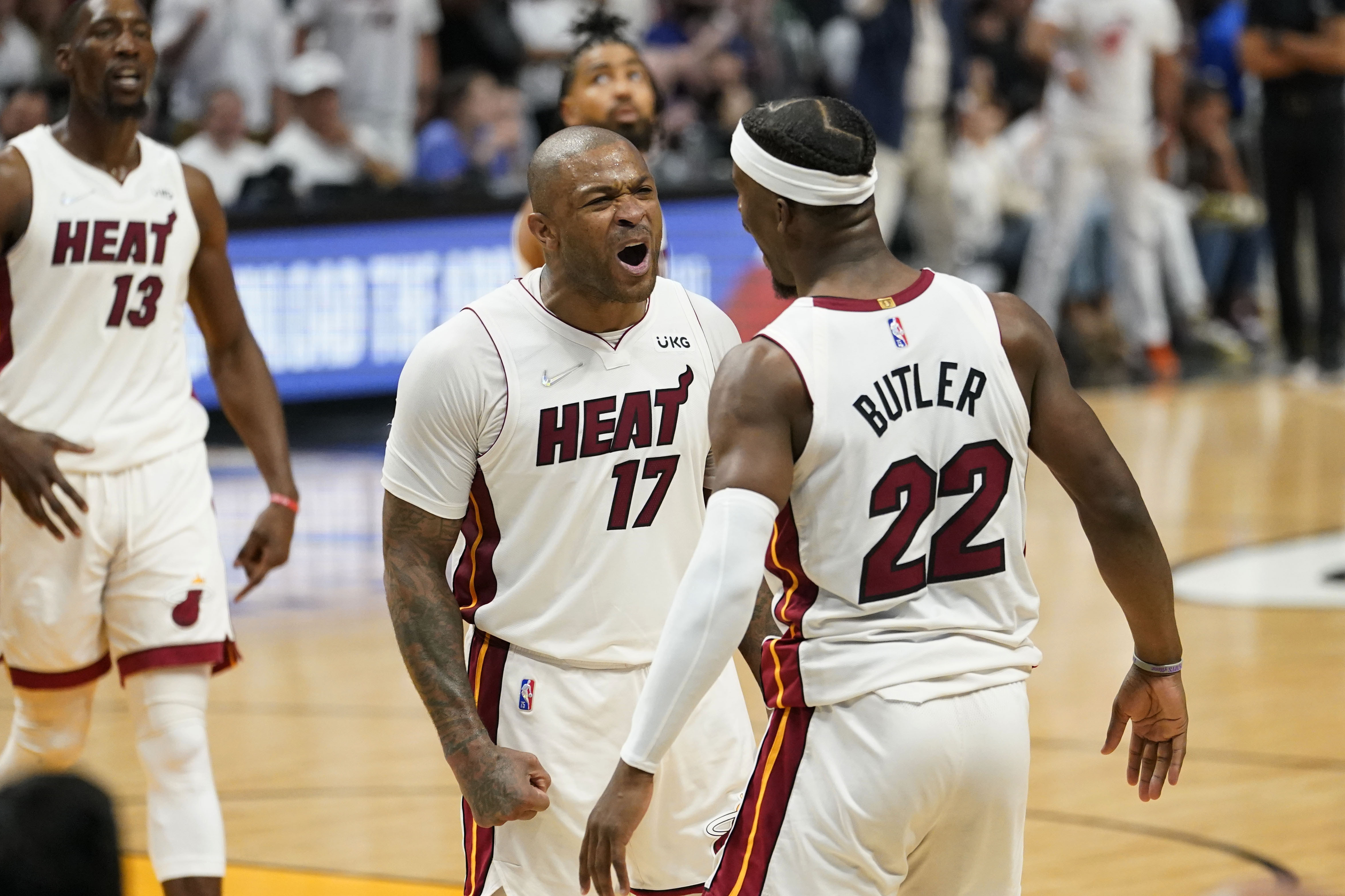 2022nba总决赛第6场录像回放(2021年nba总决赛第六场录像回放)  第2张