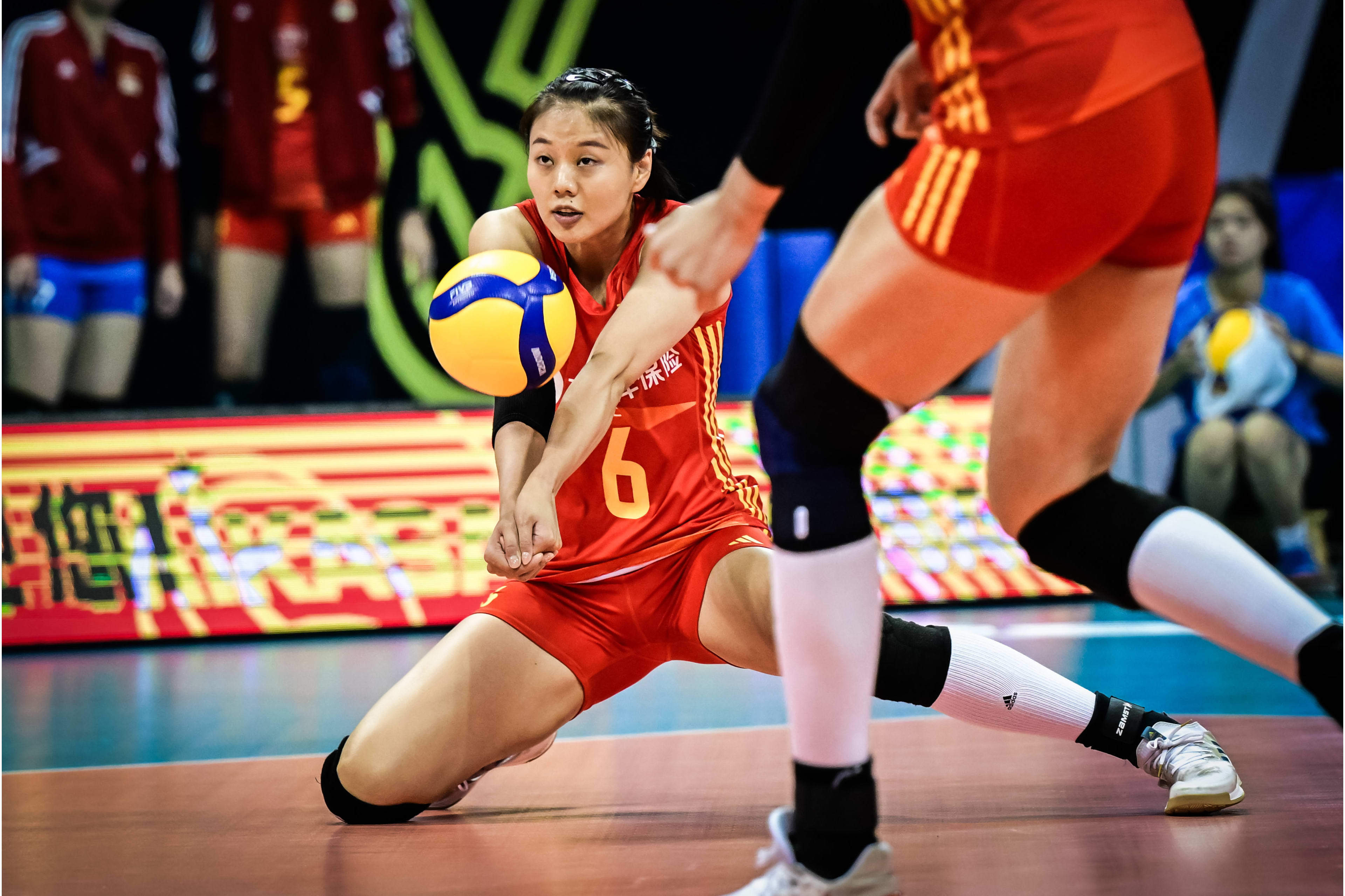 中国女排近期比赛(中国女排近期比赛实况录像转播)  第1张