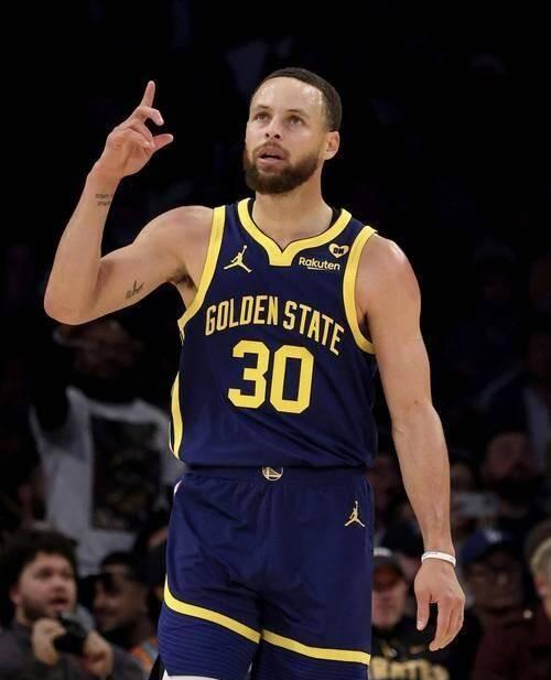nba历史第一人(NBA历史第一人24分逆转)  第1张