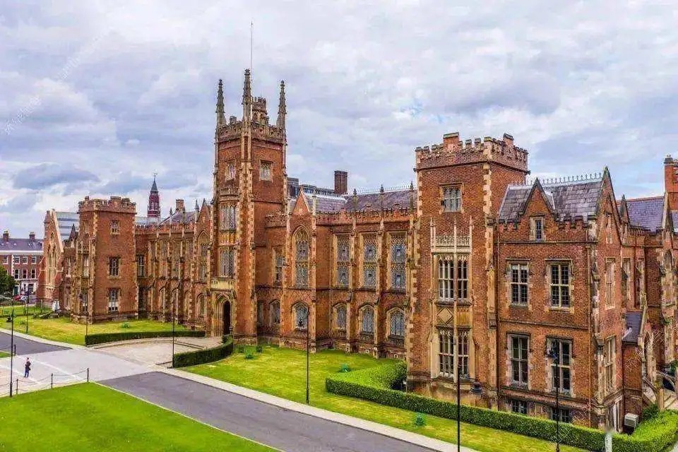 英国最好的10所大学(英国最好的10所大学简称)  第1张