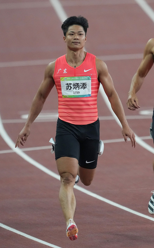 苏炳添100米最好成绩(苏炳添100米最好成绩9秒83)  第1张