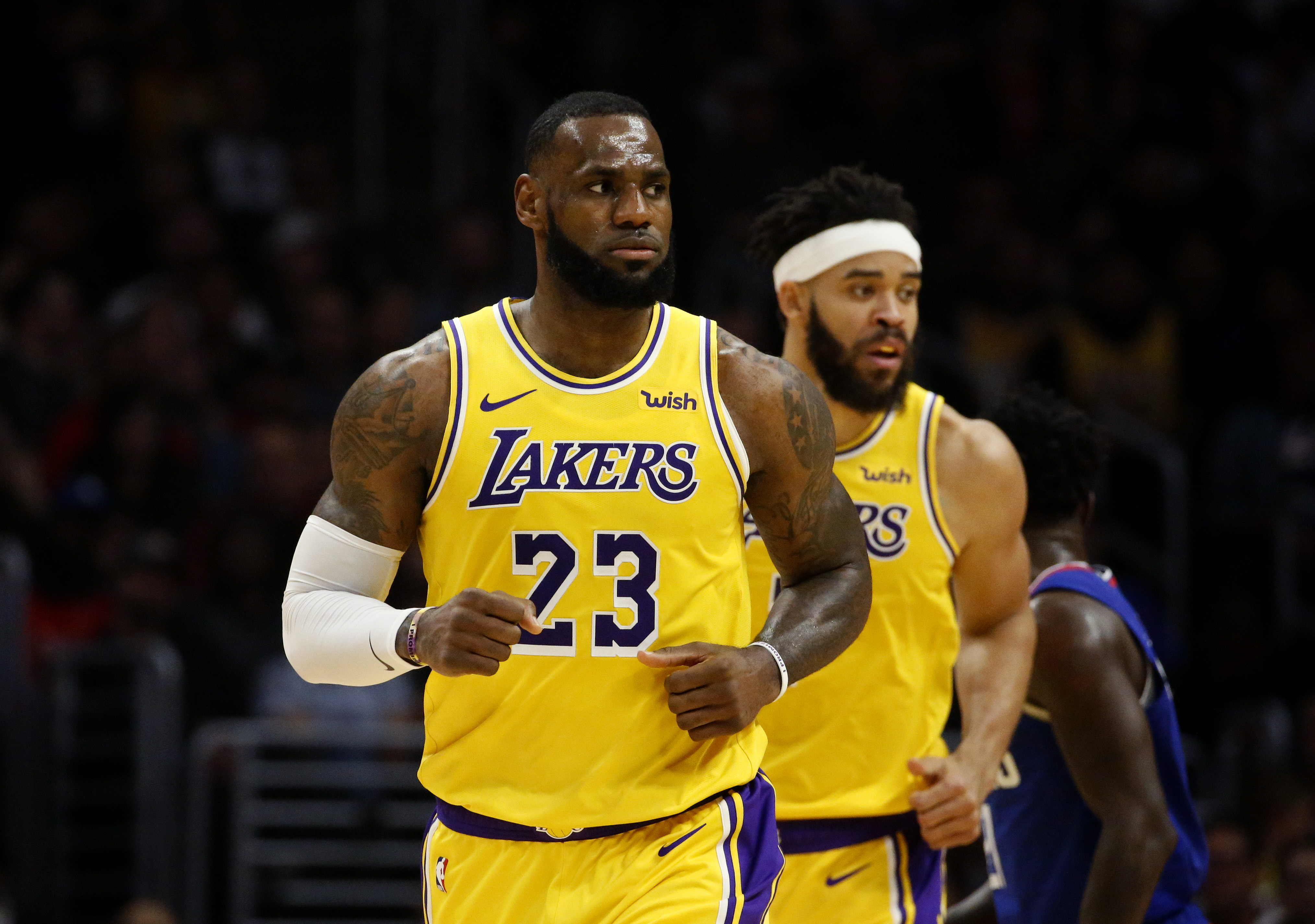 nba湖人最新(nba湖人最新赛程)  第1张